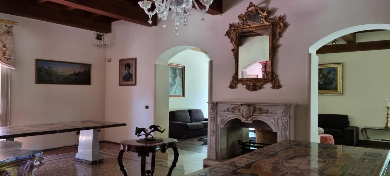 Farolfi Apartments Villa Galliera Болонья Екстер'єр фото
